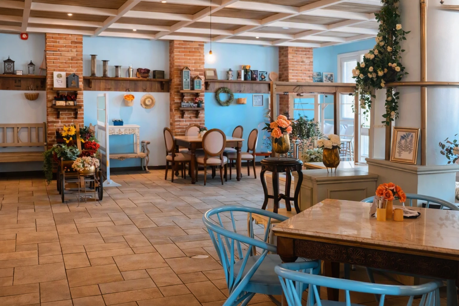 Main Dining