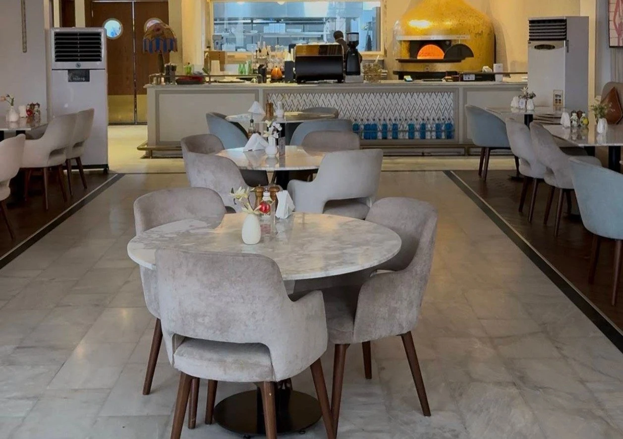 Main Dining