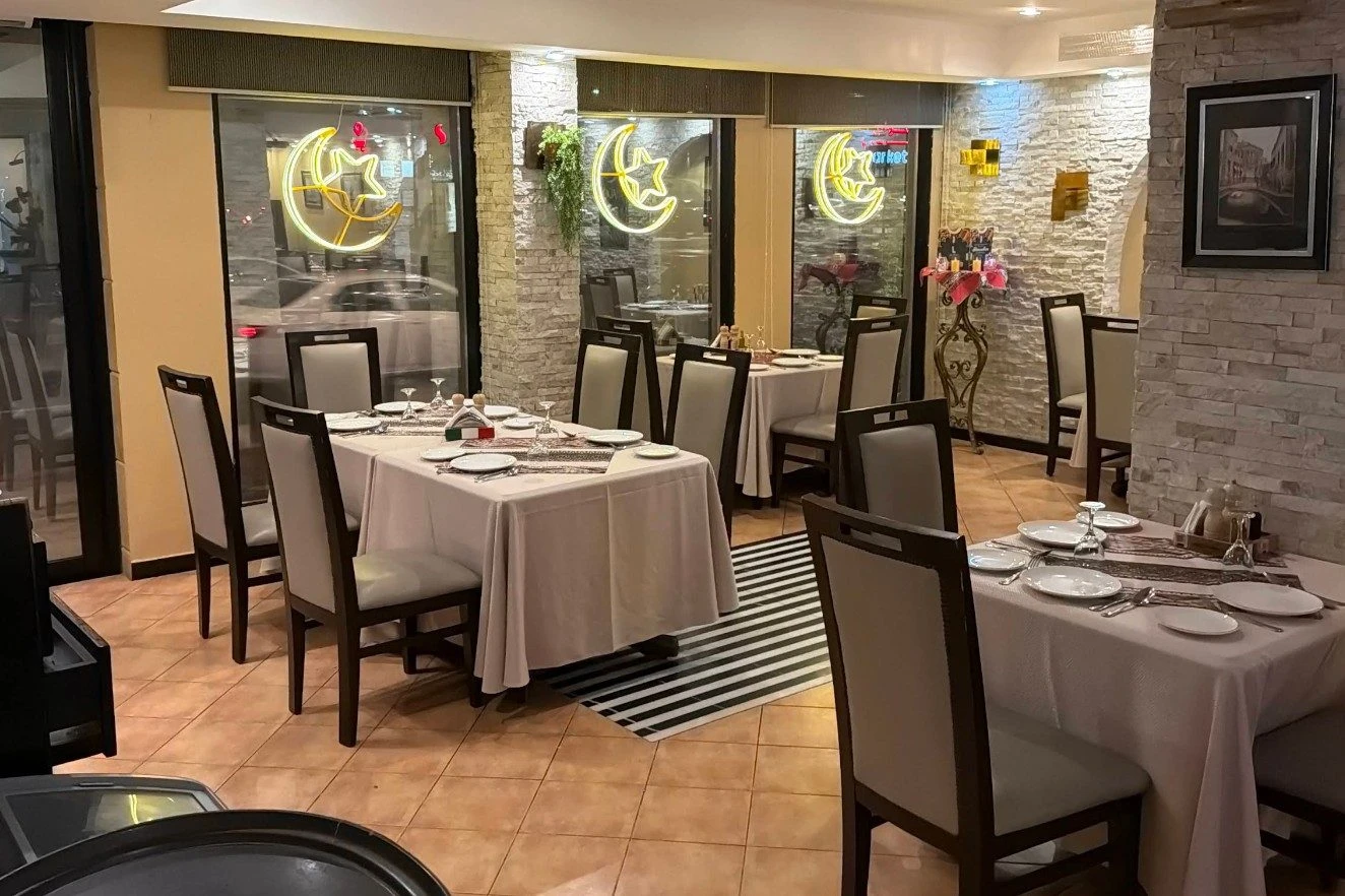 Main Dining