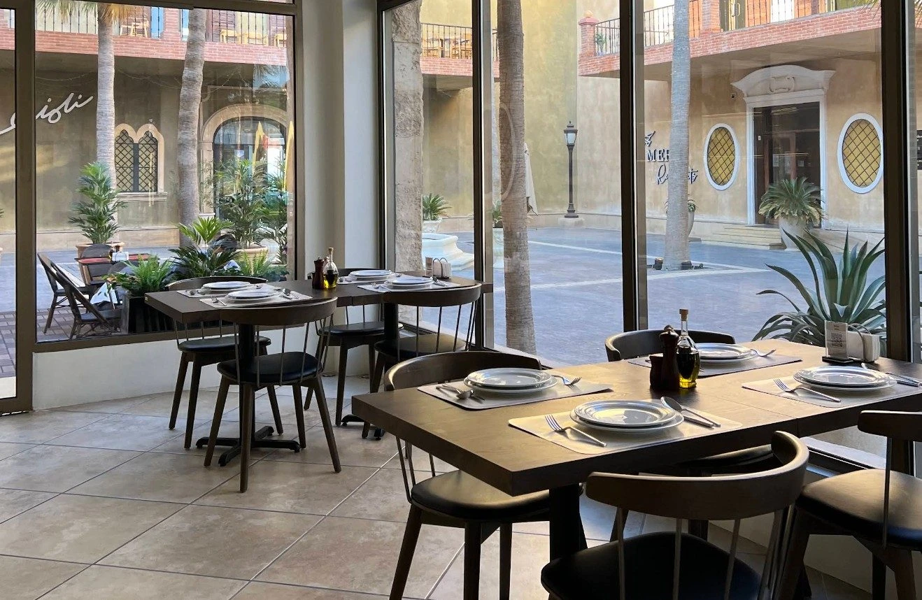 Main Dining