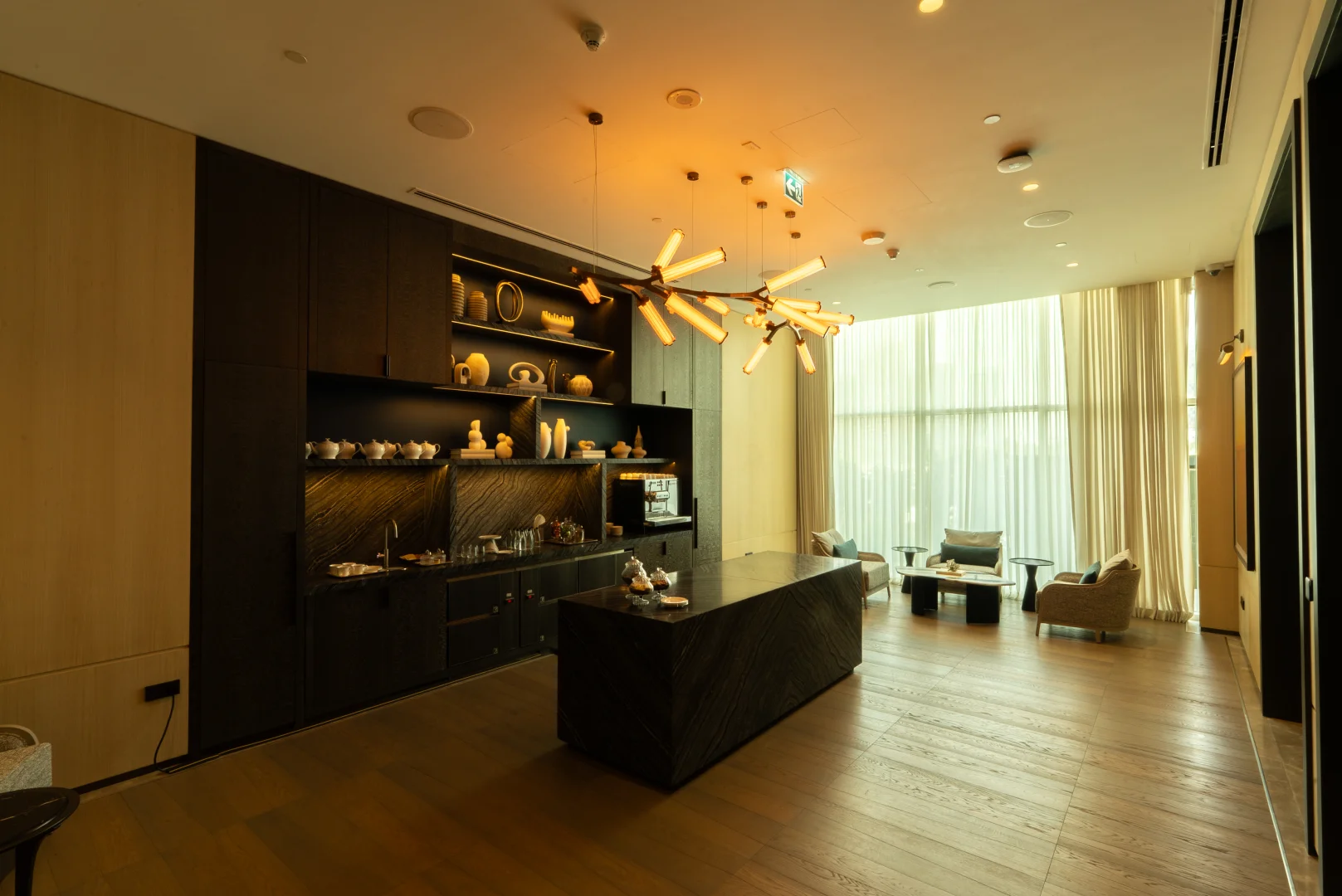 GALLERY IV FOYER
